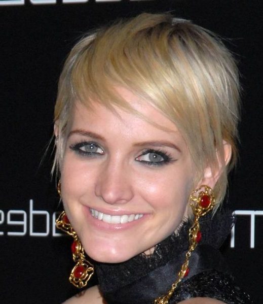 pixie short hair styles