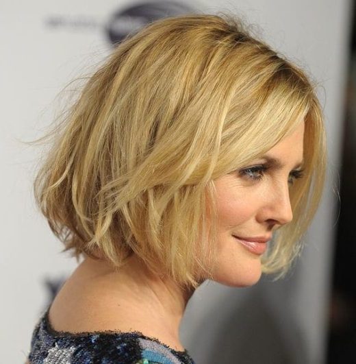 popular hairstyles for 40 year old woman