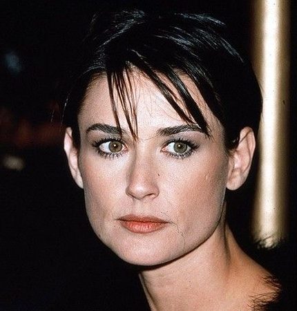 demi moore short hairstyles