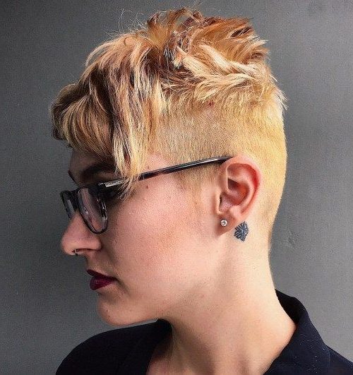messy short spiky pixie cuts
