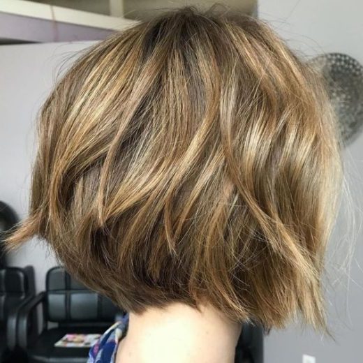 choppy short layered bob