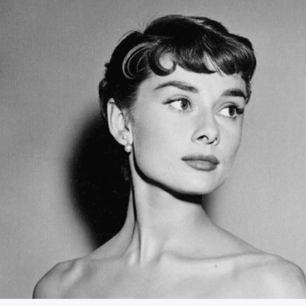 Short Audrey Hepburn Haircuts to Copy in 2022 | Short Hair Models