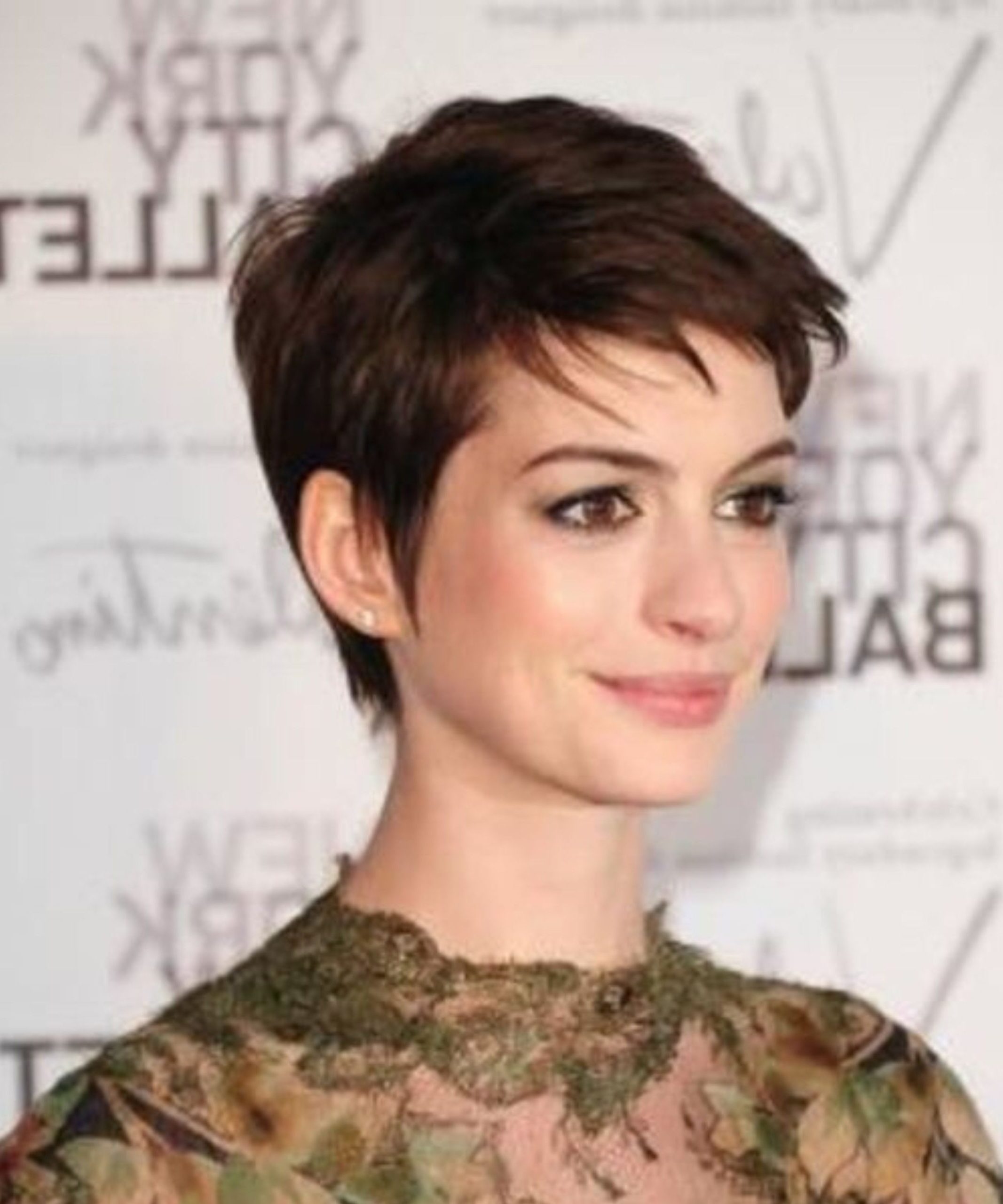 back-anne-hathaway-pixie-cut-scaled-e1657899026940.jpg