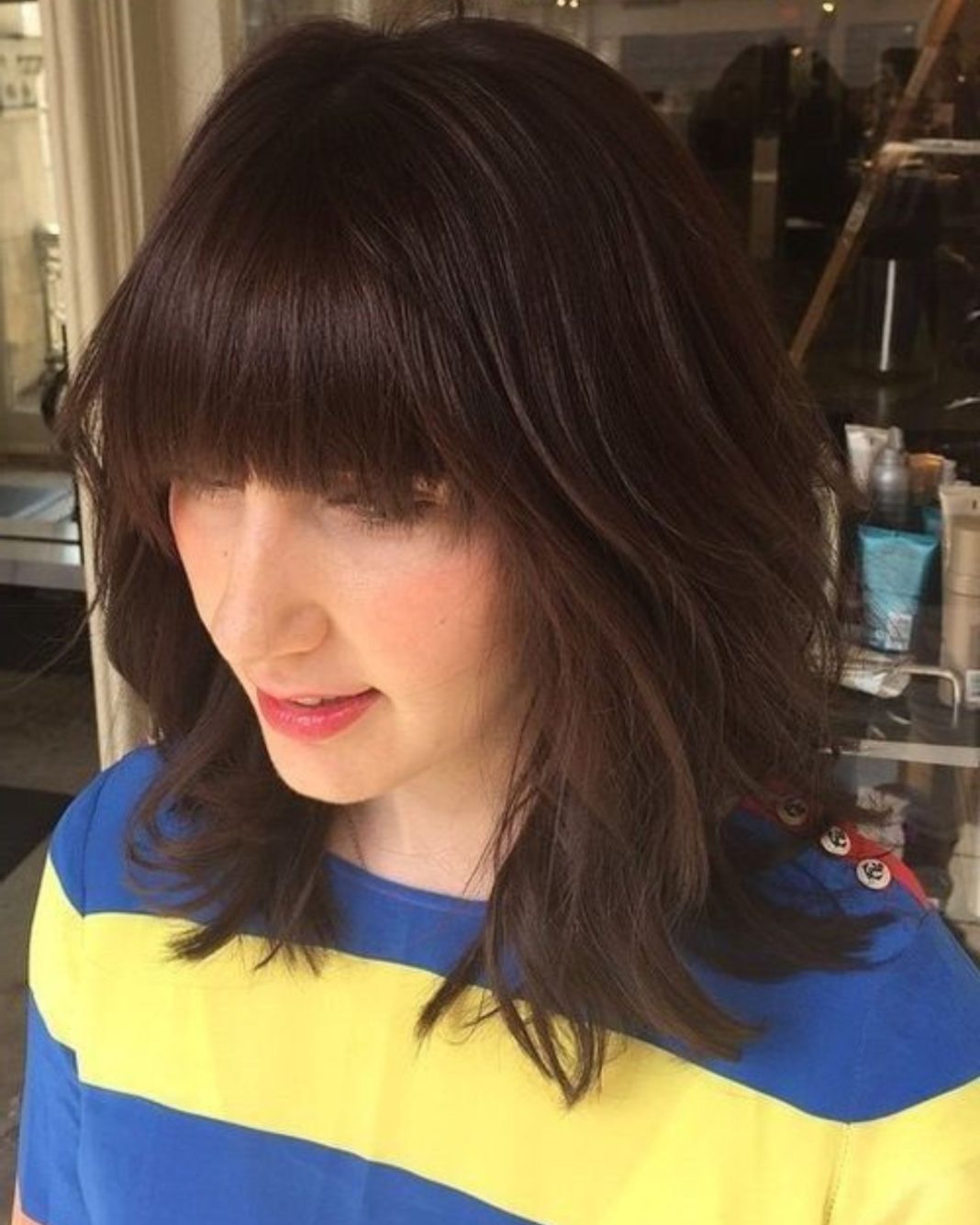 medium-length-low-maintenance-hair-cuts-for-2023-short-hair-models