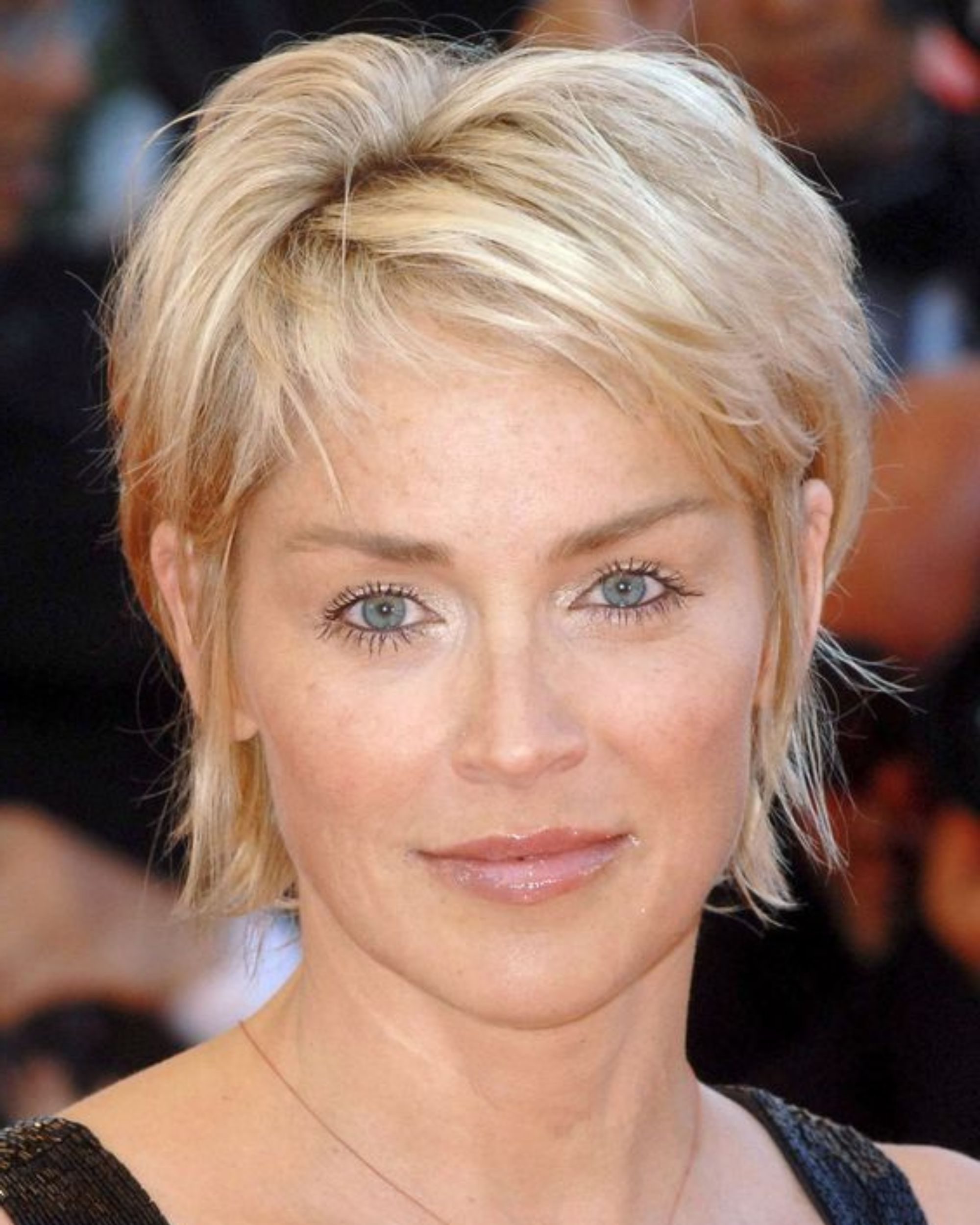 short choppy hairstyles for women over 40