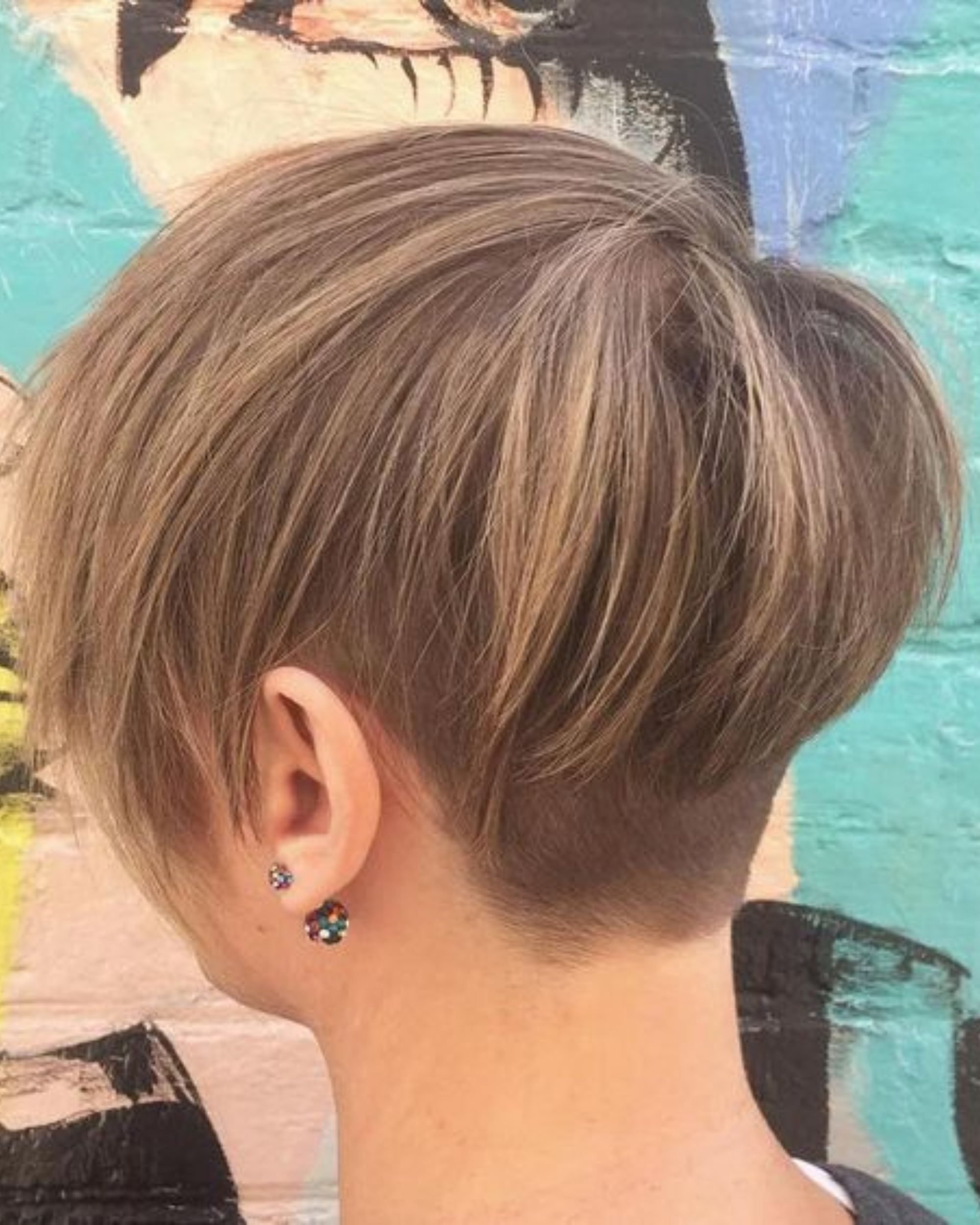 wavy pixie cut