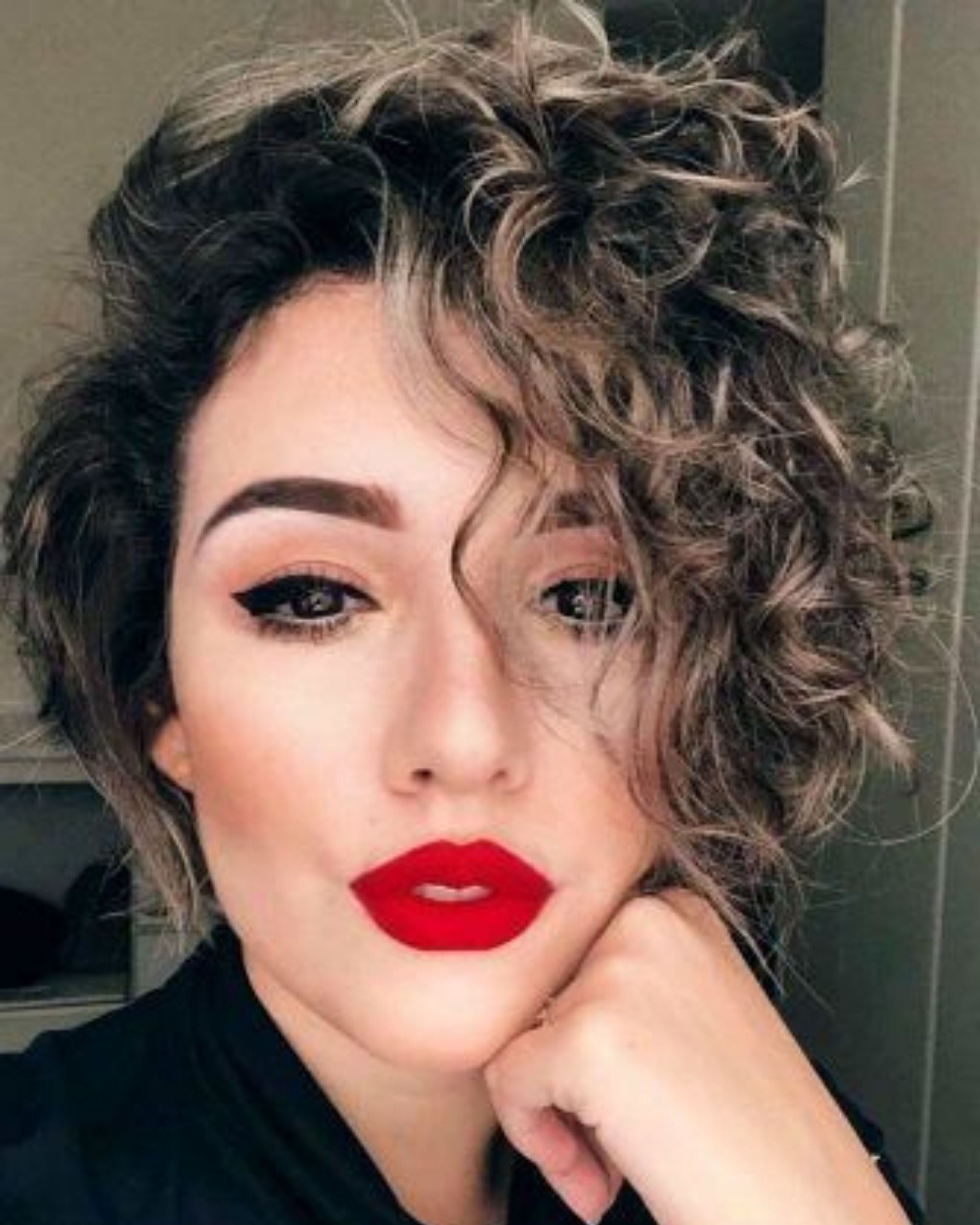 caucasian naturally curly pixie cut