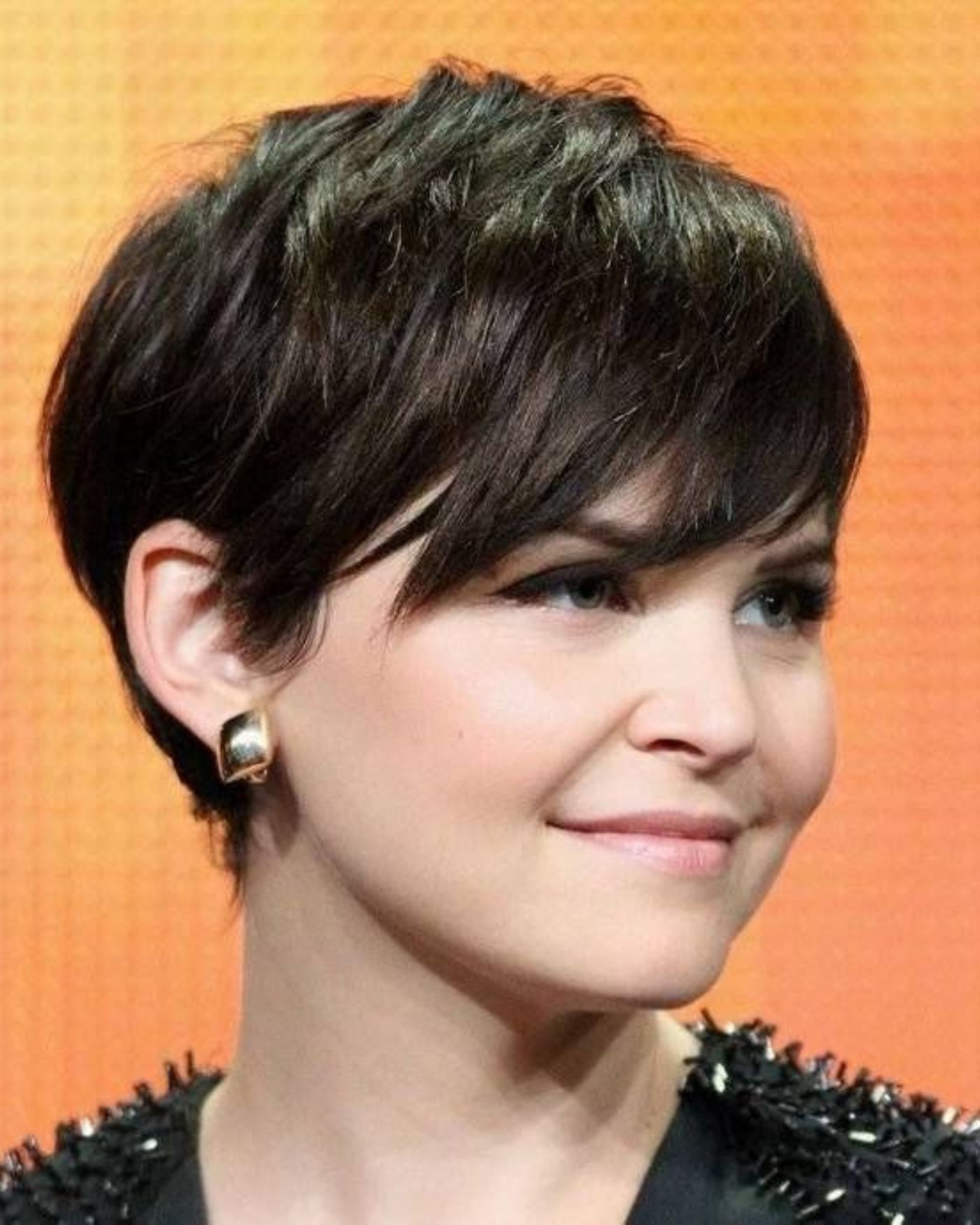 double chin chubby face pixie cut for round face