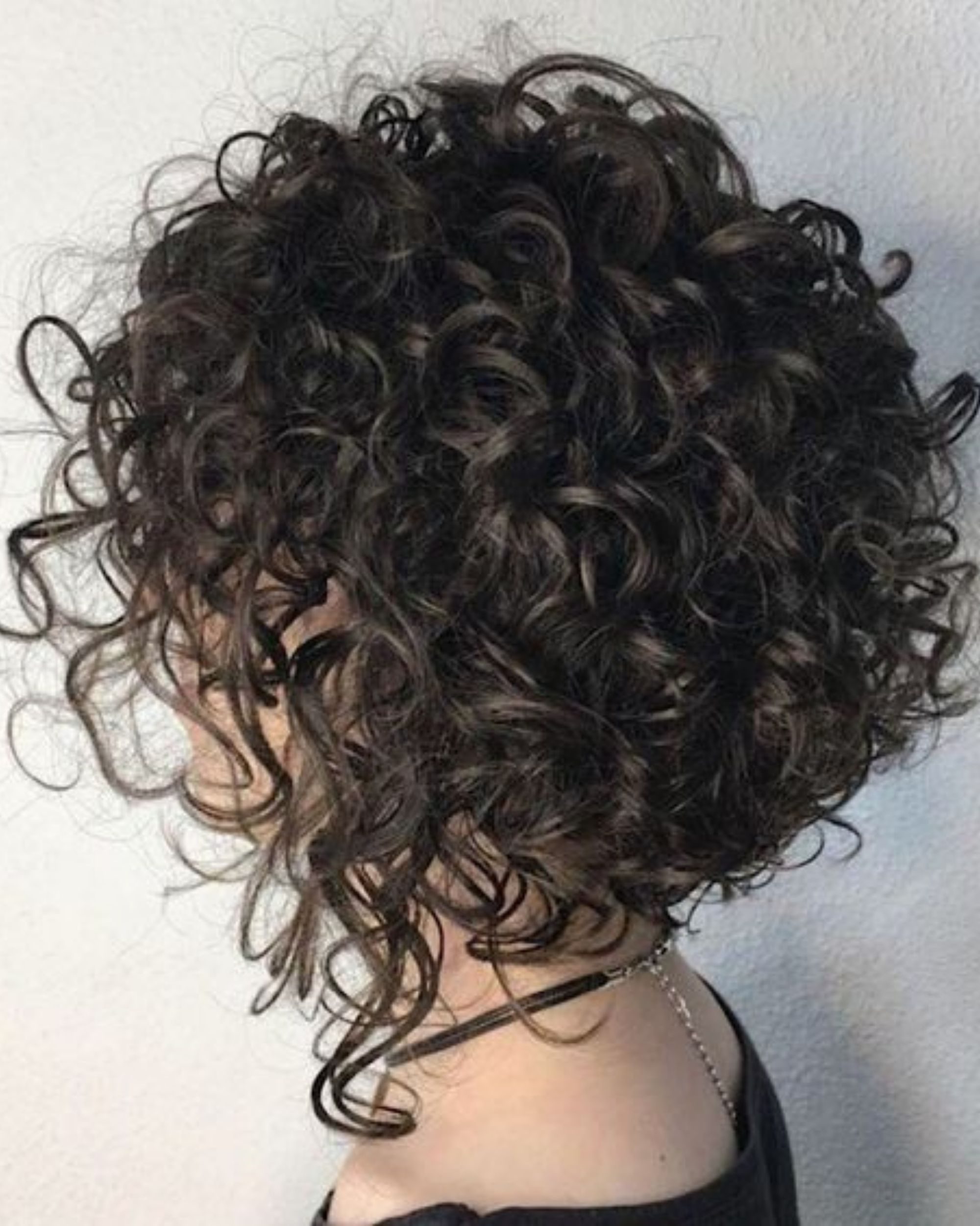 short curly hairstyles