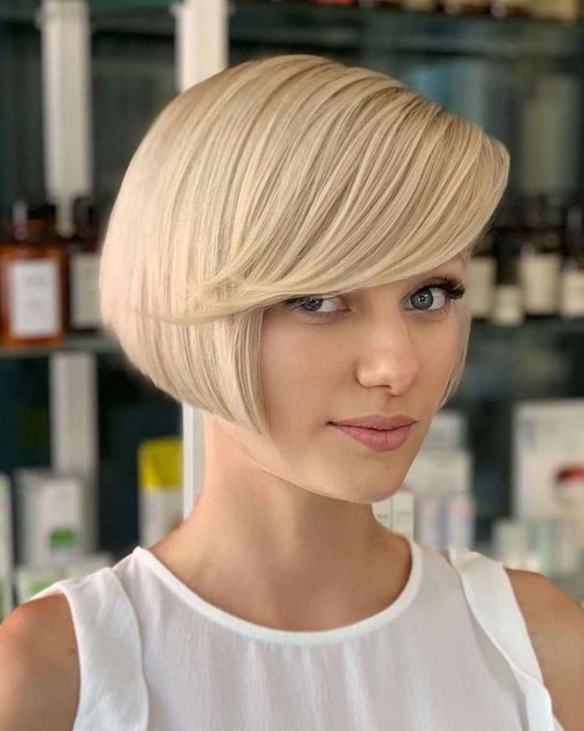 Fashionable Short Women’s Haircuts 2023 | Short Hair Models