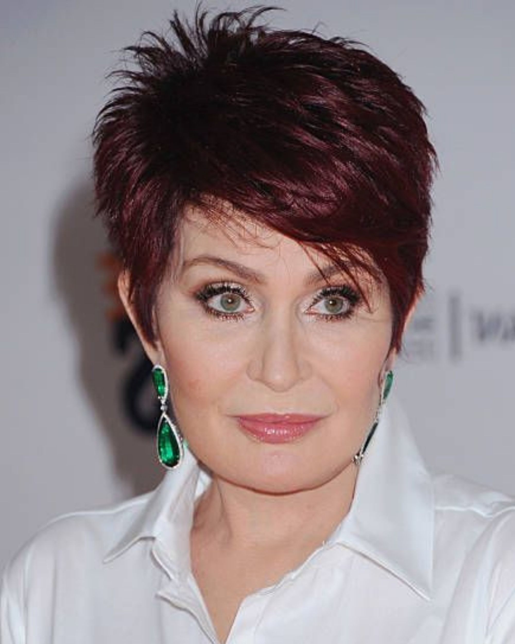 pixie cuts for older ladies with glasses